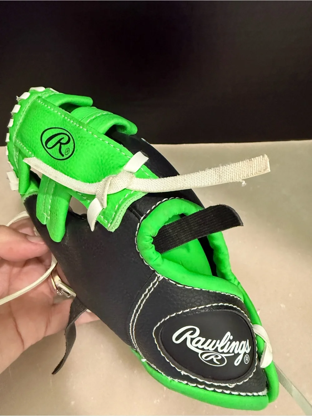 Black Green Rawlings 9” Baseball Softball Glove PL90LG Girl Basket Web LFT Throw